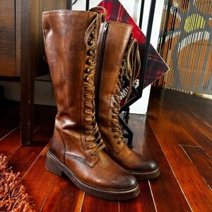 Vintage Foundry Lace-Up Boots
